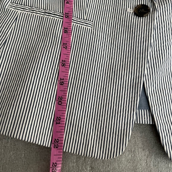 [6]Ann Taylor Navy and White Striped Cotton Blend Light Blazer - Picture 11 of 12